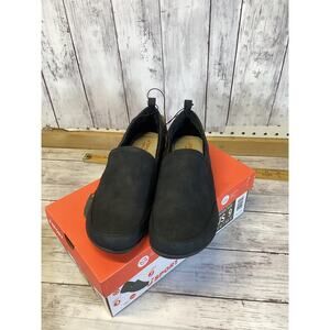 J Sport women's black casual black slip-on shoe. LADIES SIZE -9 US